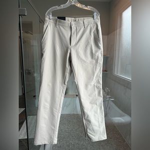 NWT Under Armour Men’s Golf Khaki Pants